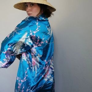 1940s Hollywood Regency 100% silk Japanese robe